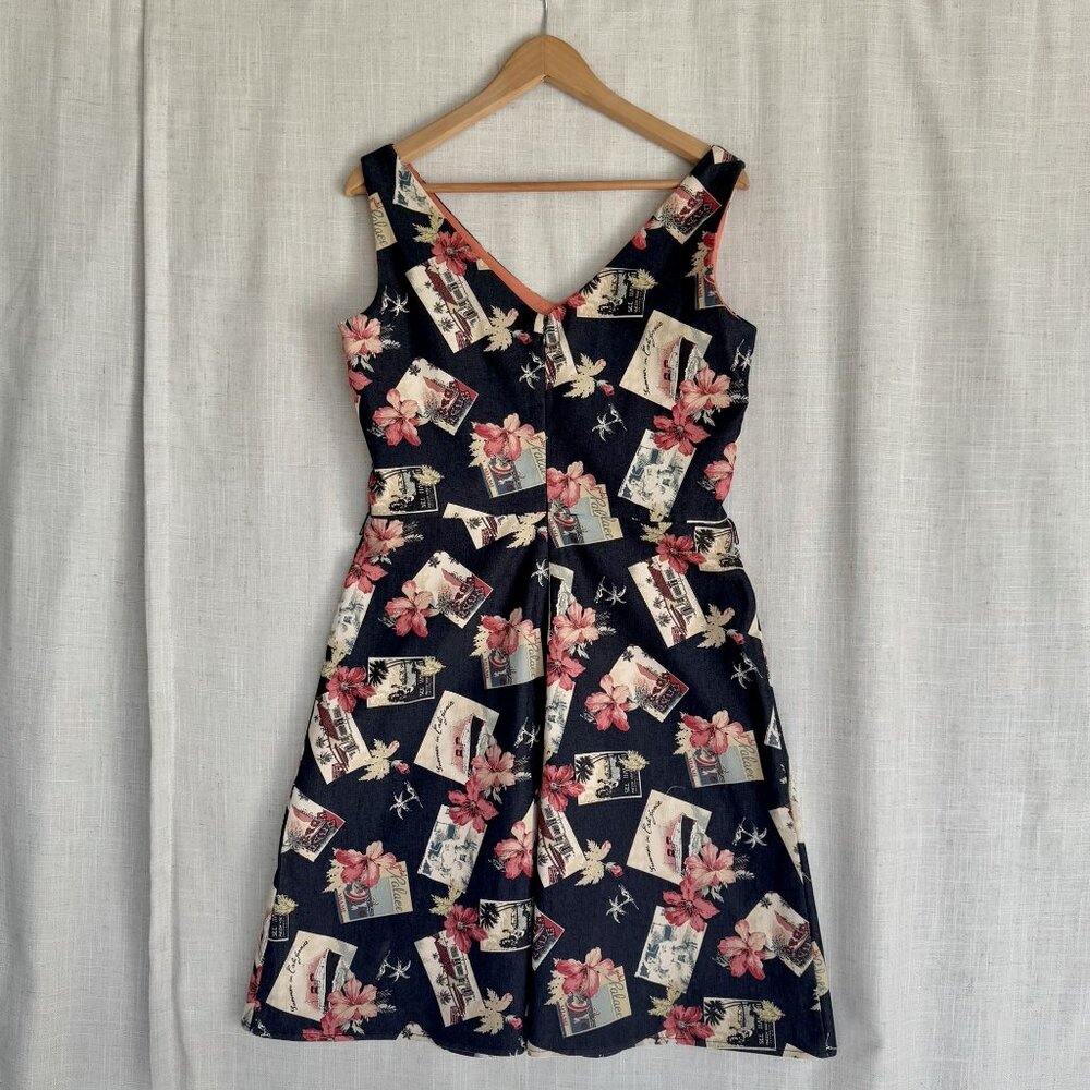 Tiki Floral Print Midi Dress - Picture 2 of 10